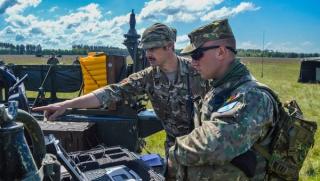 Echipamentele principale ale sistemului de rachete sol-aer Patriot sosesc in Romania