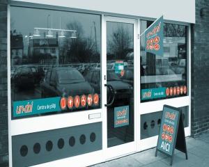 Abonatii RCS & RDS pot plati acum facturile in magazinele partenere Mobile Distribution semnalizate cu sigla