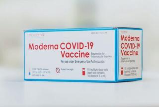 Numarul de doze de vaccin anticovid produse de Moderna si livrate Romaniei va trece de un milion