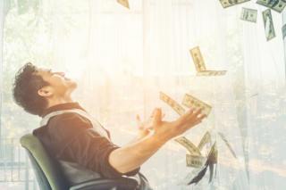 Cum sa negociezi un salariu mai mare: sfaturi de la o tipa care face legea pe Wall Street, de la 22 de ani. Azi castiga 1 milion de dolari pe an