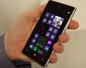 Nokia Lumia 925, in oferta Vodafone