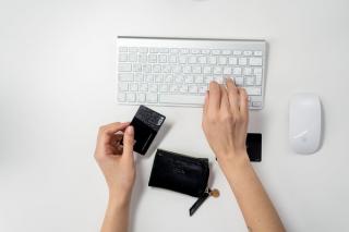 Pandemia a calcat pedala inovarii. Bancile din Romania au investit peste 200 milioane de euro in digitalizare