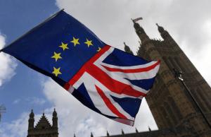 Pericol pentru romanii din Marea Britanie: Planuri pentru impiedicarea liberei circulatii a cetatenilor UE in cazul unui Brexit fara acord