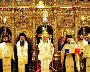 Romanii din Spania: Sute dintre ei au luat lumina de la parohia din Madrid