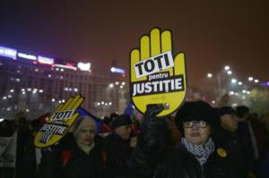 LIVE TEXT: Protest de amploare in Bucuresti. Peste 75.000 protestatari in toata tara