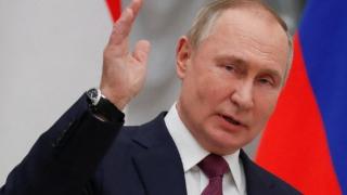 Vladimir Putin a semnat documentul: ce le e complet INTERZIS, tuturor rusilor, de astazi