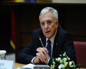 Isarescu: Nu am vazut niciodata in 27 de ani o situatie macroeconomica mai buna in Romania, dar nici riscuri mai mari