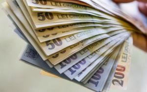 Distribuitorii de energie cer Guvernului sa stabileasca nivelul salariului minim prin criterii transparente si obiective