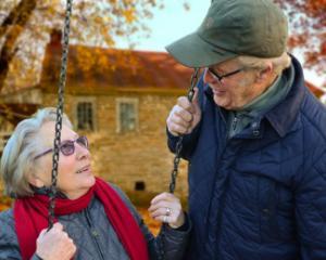 5 sfaturi pentru imbunatatirea vietii oamenilor in varsta