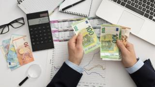 Sub lupa specialistilor: ce e noua schema de ajutor de stat pentru investitii destinate industriei prelucratoare, cine poate beneficia de ea si in ce conditii