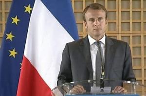 Franta ia in calcul organizarea unui referendum pentru a iesi din Uniunea Europeana