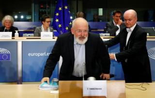 Timmermans: UE a facut greseli in strategia de vaccinare anti-Covid-19