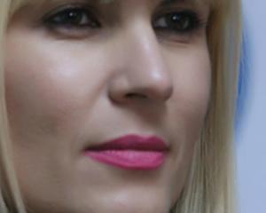 Udrea s-a intalnit cu muncitorii disponibilizati de la combinatul