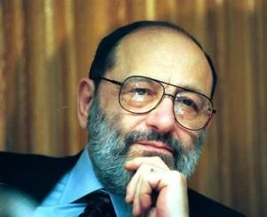 S-a stins Umberto Eco