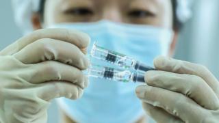 China vaccineaza si copiii de pana la trei ani, desi 76 la suta din populatie a primit deja serul. E una dintre putinele tari care face acest lucru