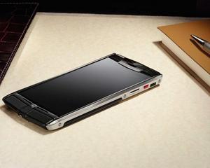 Vertu lanseaza un nou telefon de lux