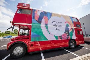 Wacom Visual Hub, primul autobuz dedicat creativilor, parcheaza la Bucharest Technology Week