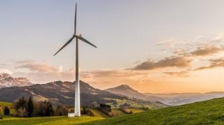 Consiliul Concurentei analizeaza intentia de preluare a unui producator de energie eoliana de catre Hidroelectrica