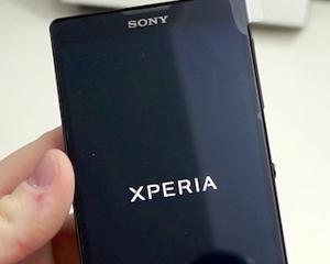 Sony va lansa smartphone-ul Xperia ZR cu ecran de 4,6 inci